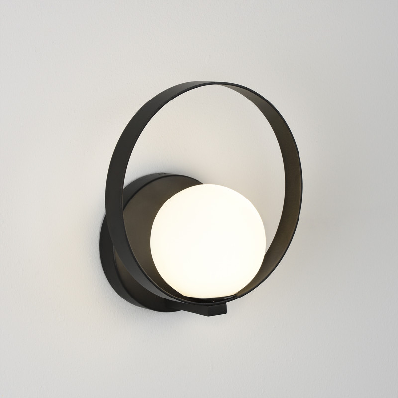 Halo Wall Lamp 16/3815 Black/Opal, LED 5W 370lm, CRI90 CL.I, Integrated LED, Kelvin 2700K-3000K Slide Switch, Dim. Triac