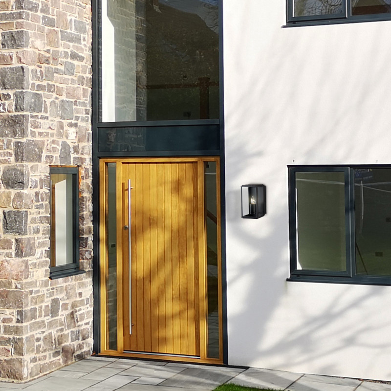 Searchlight nástenné svietidlo Box 8204BK